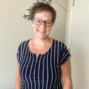 Meet your Posher, Denise